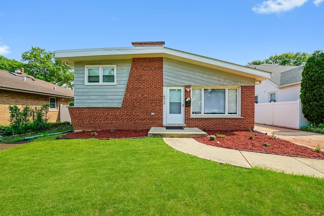 473 W Verret St, Elmhurst, IL 60126 - view of front facade featuring brick siding