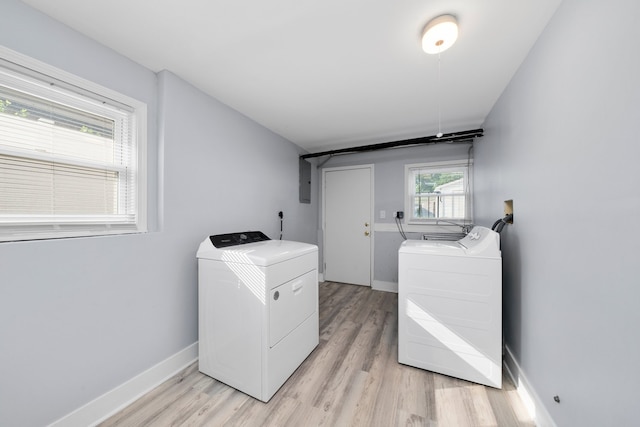 473 W Verret St, Elmhurst, IL 60126 - laundry room with independent washer and dryer, light wood-type flooring, and baseboards
