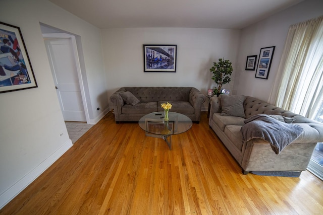 7902 160th St, Tinley Park, IL 60477 - living area featuring light wood finished floors and baseboards