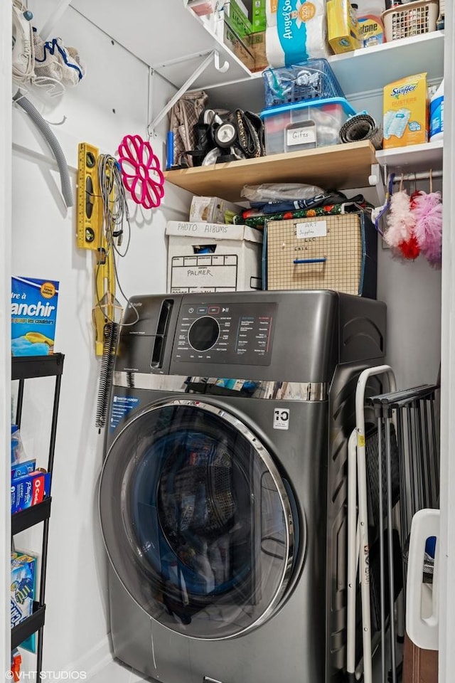 505 N Lake Shore Dr Unit 5201, Chicago, IL 60611 - laundry room featuring washer / dryer