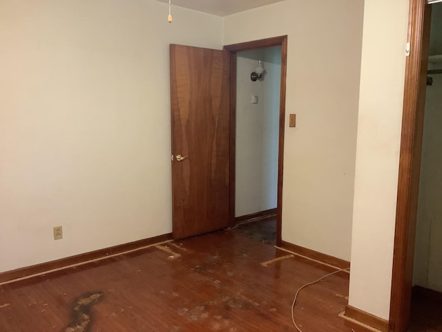 404 W Francis Rd, New Lenox, IL 60451 - spare room featuring wood finished floors and baseboards