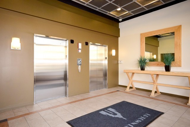 170 N NW Hwy Unit 401, Park Ridge, IL 60068 - view of building lobby
