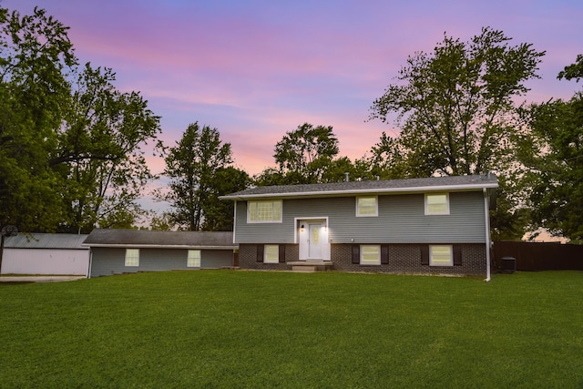 523 W State St, Washburn, IL 61570 - photo 1