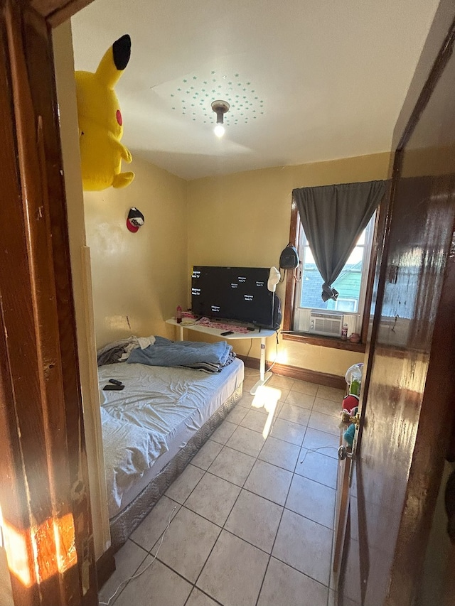 2853 W 40th St, Chicago, IL 60632 - bedroom featuring light tile patterned flooring