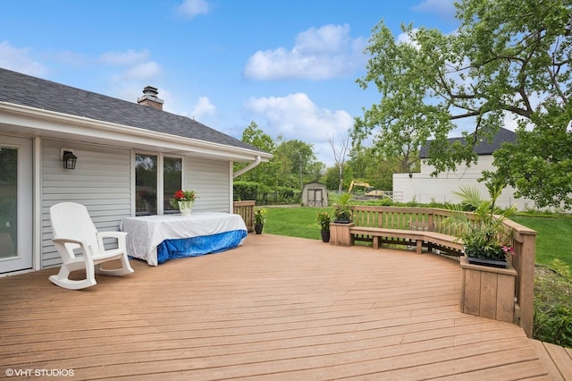 2050 Beechnut Rd, Northbrook, IL 60062 - wooden deck with a yard