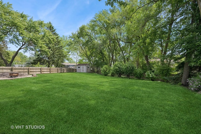 150 Red Bridge Rd, Lake Zurich, IL 60047 - view of yard featuring a fire pit