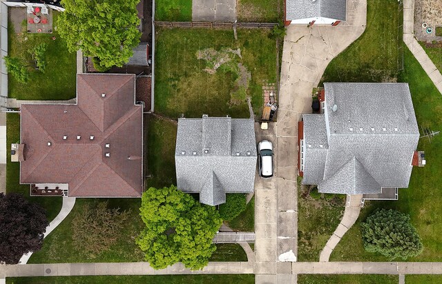 18122 Wentworth Ave, Lansing, IL 60438 - drone / aerial view