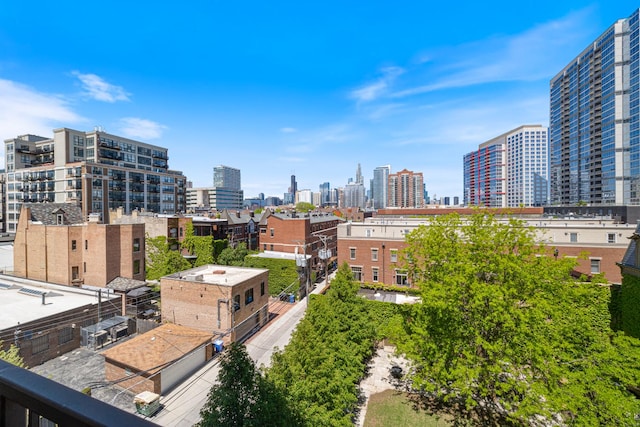 320 E 21st St Unit 402, Chicago, IL 60616 - view of city skyline