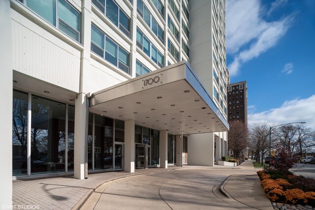1700 E 56th St Unit 904, Chicago, IL 60637 - view of property