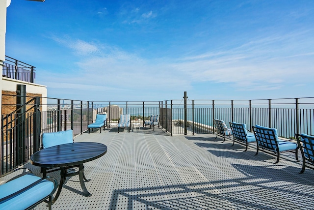 1700 E 56th St Unit 904, Chicago, IL 60637 - view of patio featuring a water view