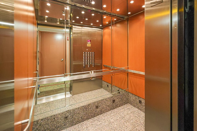 1700 E 56th St Unit 904, Chicago, IL 60637 - elevator with recessed lighting