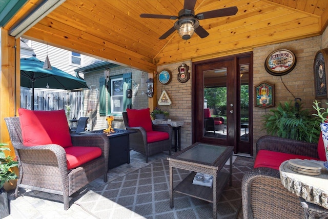 404 Vale Ave N, Rockford, IL 61107 - view of patio featuring ceiling fan and an outdoor living space