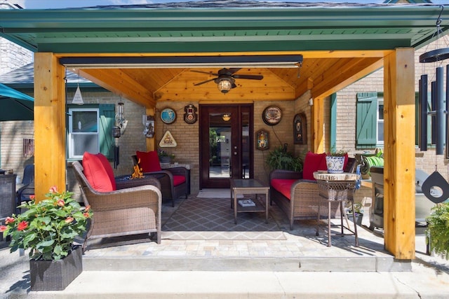 404 Vale Ave N, Rockford, IL 61107 - view of patio with a ceiling fan