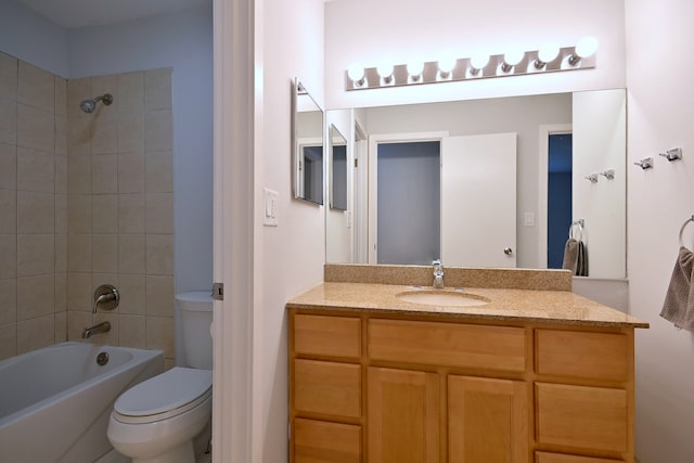 1806 Hemlock Pl Unit 105, Schaumburg, IL 60173 - full bath with toilet, vanity, and  shower combination