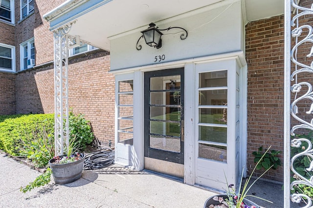 530 Michigan Ave Unit 3E, Evanston, IL 60202 - property entrance featuring brick siding