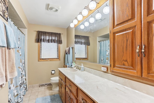 11025 S Kolmar Ave, Oak Lawn, IL 60453 - full bath with tile patterned flooring, toilet, and vanity