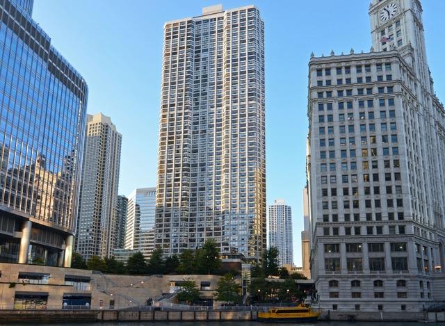 405 N Wabash Ave Unit 3403, Chicago, IL 60611 - skyline view