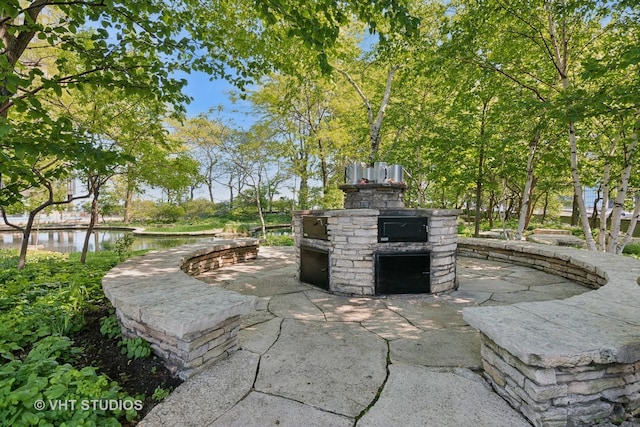 505 N Lake Shore Dr Unit 4807, Chicago, IL 60611 - view of patio featuring a water view