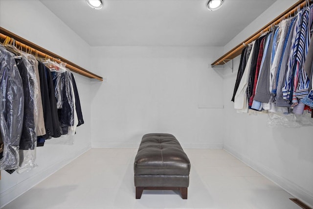 7 Surrey Rd, Lemont, IL 60439 - view of walk in closet