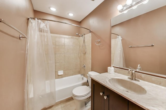 3159 W Washington Blvd, Chicago, IL 60612 - full bath featuring shower / tub combo with curtain, toilet, vanity, and tile patterned floors