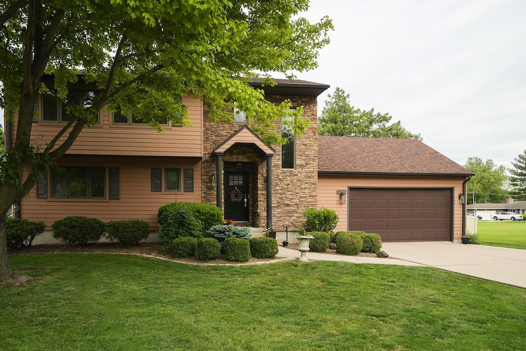 2148 Donahue St, Lasalle, IL 61301 - photo 1