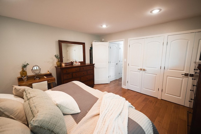 2148 Donahue St, Lasalle, IL 61301 - bedroom featuring hardwood / wood-style floors, recessed lighting, and a closet