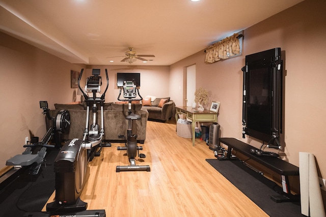 2148 Donahue St, Lasalle, IL 61301 - workout room featuring a ceiling fan, wood finished floors, and recessed lighting