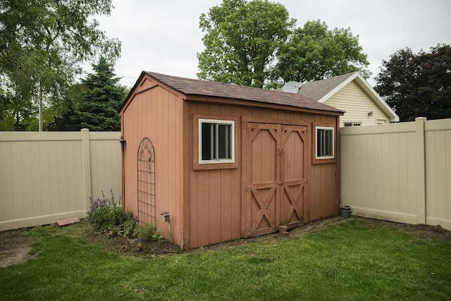 2148 Donahue St, Lasalle, IL 61301 - view of shed