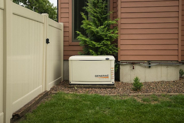2148 Donahue St, Lasalle, IL 61301 - exterior view of a power unit