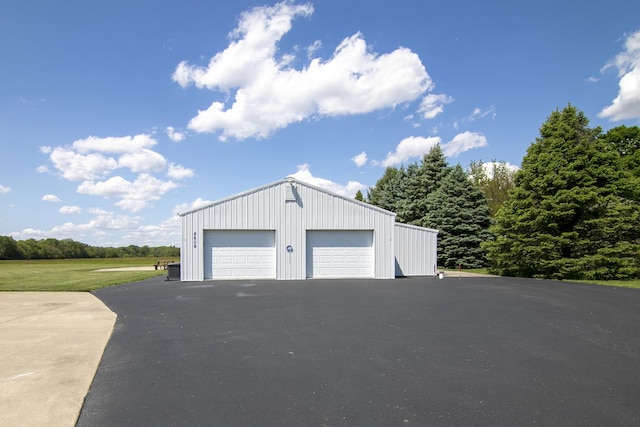 2609 E 1500s Rd, Kankakee, IL 60901 - view of detached garage
