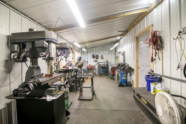 2609 E 1500s Rd, Kankakee, IL 60901 - garage with a workshop area and metal wall