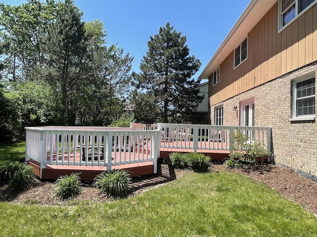 13153 W Pin Oak Dr, Homer Glen, IL 60491 - wooden terrace with a lawn