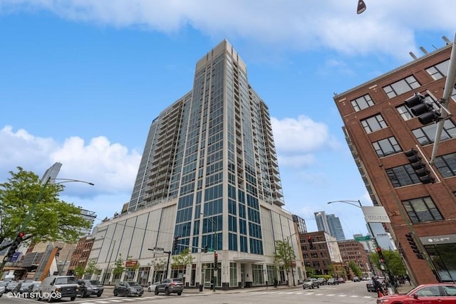 757 N Orleans St Unit 1509, Chicago, IL 60654 - view of building exterior