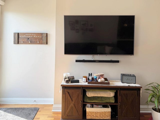 4950 N Western Ave Unit Ph2, Chicago, IL 60625 - detailed view of wood finished floors, baseboards, and an office area