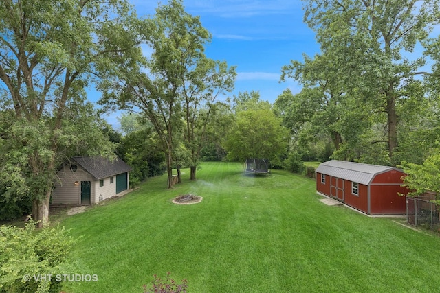 4335 Dewey Ave, Matteson, IL 60443 - view of yard featuring an outdoor structure