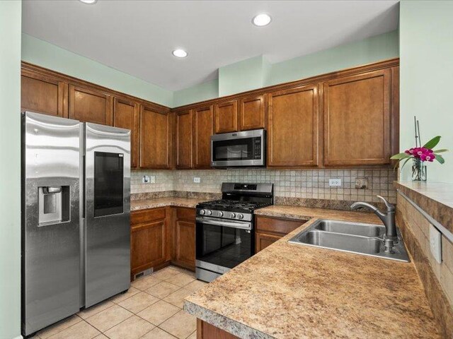 2147 Pembridge Ln, Joliet, IL 60431 - photo 13