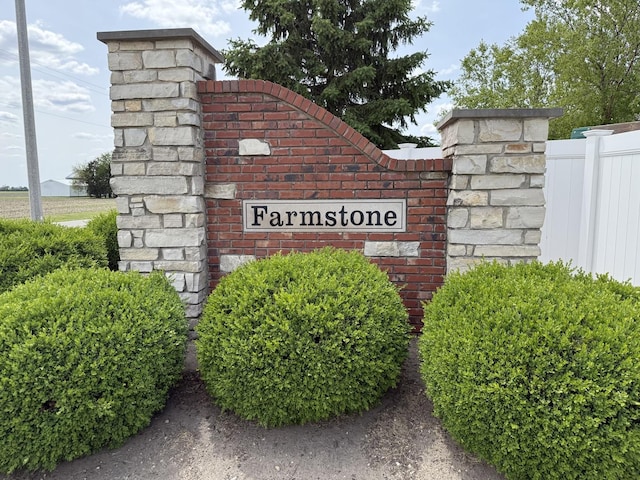 1200 Farmstone Dr, Diamond, IL 60416 - view of community / neighborhood sign