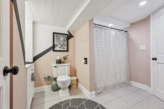 324 W Crystal Lake Ave, Crystal Lake, IL 60014 - full bath with toilet, a shower with shower curtain, recessed lighting, tile patterned floors, and baseboards