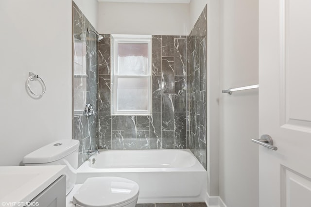 157 N Leamington Ave, Chicago, IL 60644 - full bath featuring  shower combination and vanity