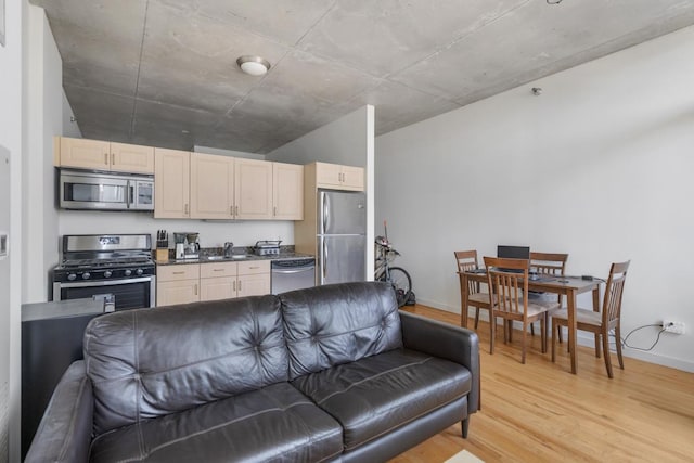 1720 S Michigan Ave Unit 1804, Chicago, IL 60616 - photo 5