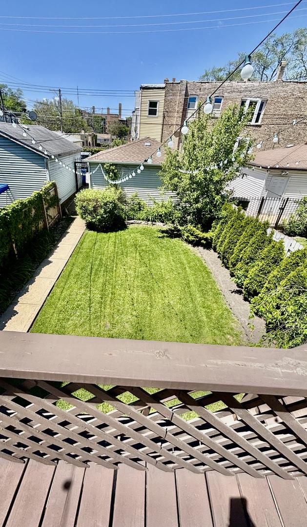 4118 N Kedzie Ave, Chicago, IL 60618 - view of yard
