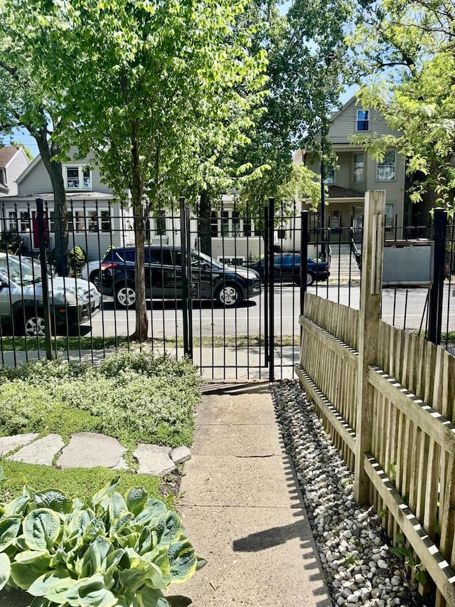 4118 N Kedzie Ave, Chicago, IL 60618 - view of gate