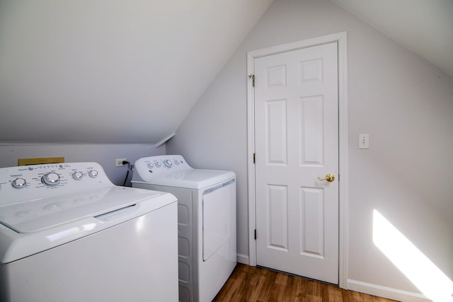 16864 E State Route 17, Grant Park, IL 60940 - washroom featuring washing machine and clothes dryer and wood finished floors