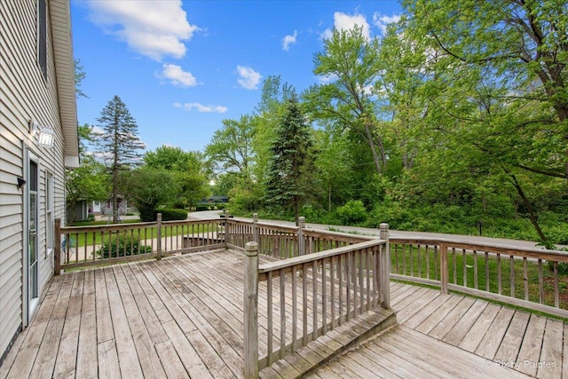 119 W S Ave, Spring Grove, IL 60081 - view of wooden deck