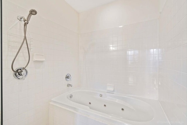 547 S Clark St Unit 704, Chicago, IL 60605 - view of full bathroom