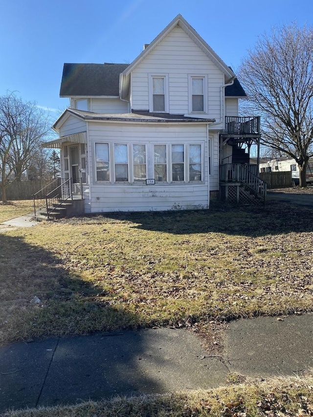 154 W Sheffield St, Saint Anne, IL 60964 - photo 1