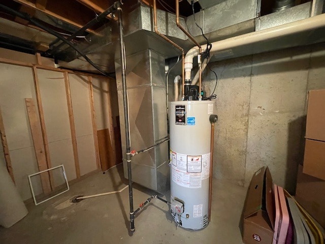 1181 Golf Ct, Dekalb, IL 60115 - utilities with water heater