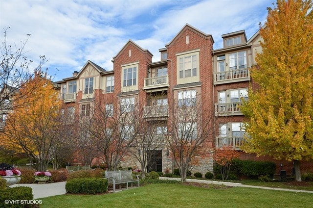 1950 Farnsworth Ln Unit 207, Northbrook, IL 60062 - view of property