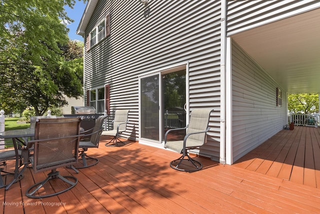 150 Meadows Ct, Sugar Grove, IL 60554 - wooden terrace with outdoor dining space