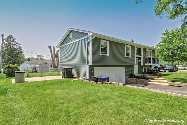 1503 Channel Beach Ave, Johnsburg, IL 60051 - view of side of home with an attached garage
